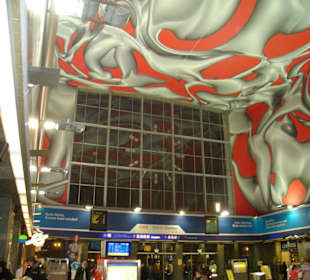 Bahnhofseingangshalle