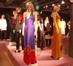 Wystawa „Z modą przez XX wiek”