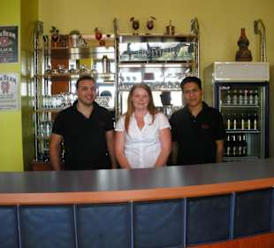 Bedienung im Heaven Bistro