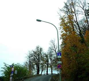 Volle Steigung dort zur Burg
