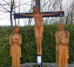 Kreuzweg 12. Station - lebensgroße Figuren