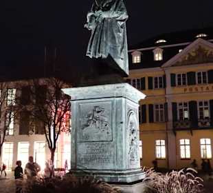 Das Denkmal bei Nacht