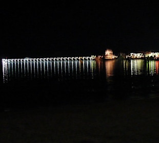 Ferry - Mole am Abend