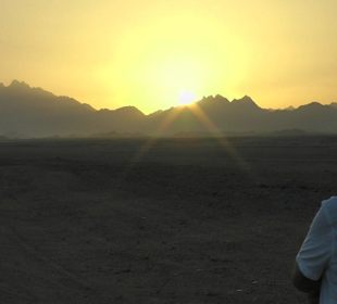 Sonnenuntergang in der Wüste