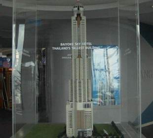 Baiyoke Sky Tower in klein