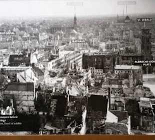 Vom Sinwellturm aus: Altstadt nach dem 2. WK