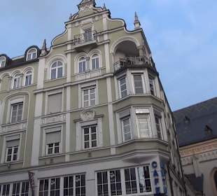 Max-Joses-Platz