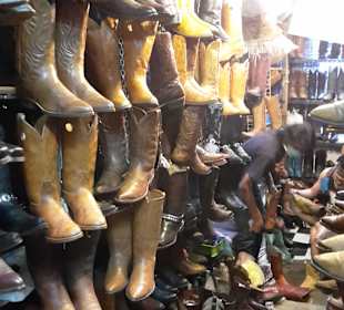 Shopping Chatuchak Market 