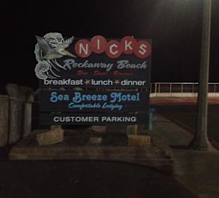 Schild vor dem Eingang