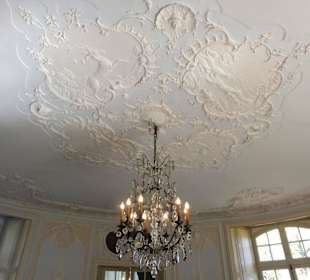 Rundgang durch den Zentralpavillon