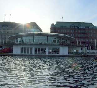Rundfahrt auf der Außenalster