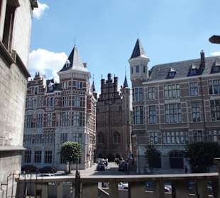 Imposante Festung an der Schelde