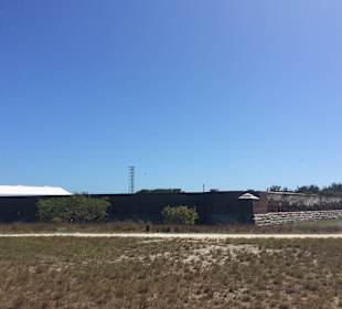 Blick auf Fort Zachary Taylor mit Wassergraben