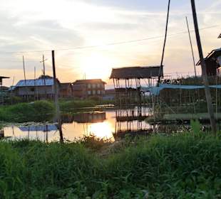 Sonnenuntergangsstimmung auf dem See