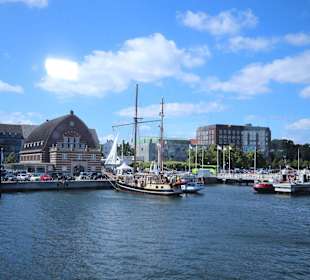 Der Ostseekai zur Kieler Woche