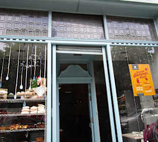 KC Peaches Cafe
