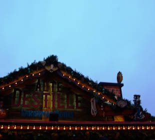 Die Dächer der Buden