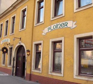 Außenfront bei Ploiners Buschenschank