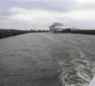 Große Hafenrundfahrt