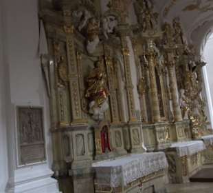 Stift Unserer Lieben Frau zur Alten Kapelle