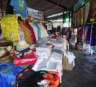 Rundgang über den bunten Marché Couvert