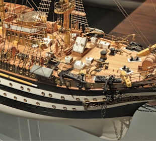 In der Abteilung "Schiffe unter Segeln"