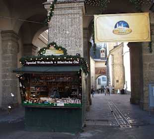 Stand auf dem Salzburger Weihnachtsmarkt 2009
