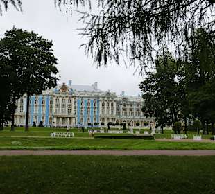 Blick auf den Palast von der Gartenseite