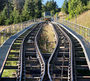 Auffahrt mit der Standseilbahn