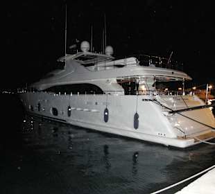 Schiff in Port Ghalib