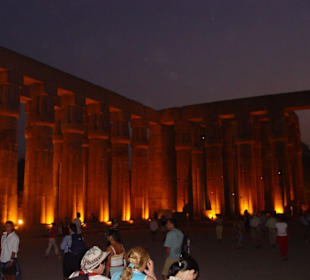 Abends im Luxor-Tempel