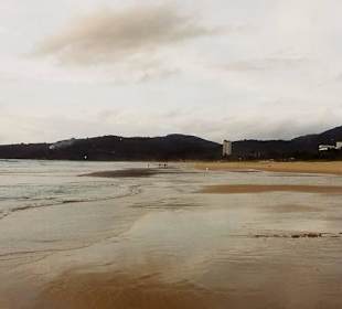 der weitläufige Strand von Karon Beach