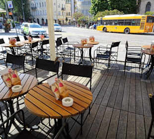 Plätze auf der Terrasse am Waltherplatz
