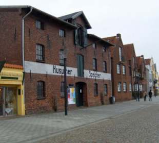 Am Husumer Hafen