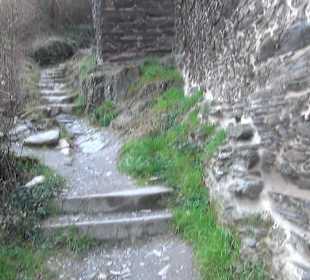 Stadtmauer- Rundweg - Hutturm