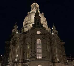 Frauenkirche bei Nacht