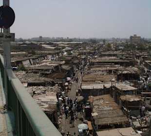 Totenstadt mit dem Basar