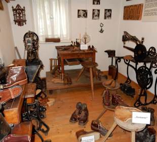 Geräte und Werkzeuge