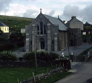 Die Kirche von Innishbofin Island