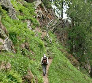 In avvicinamento a malga Pfandl