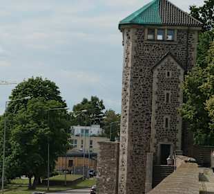 Der Wehrturm, bekannt als Kiek in de Köken