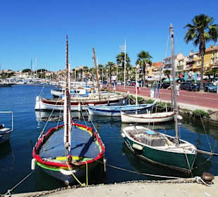 Rundgang durch den Yachthafen von Bandol