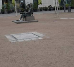 Mailänder Platz