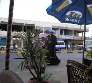 Blick aus dem Strassencafe