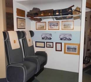 Moderne Zeiten brechen ein.