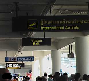 Eingang - Abfluhalle