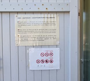 Am Eingang Kostenloser Eintritt