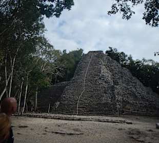 Coba früh morgens, ganz allein!