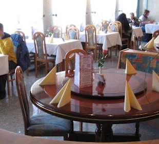 .. das Restaurant "Rosengarten"