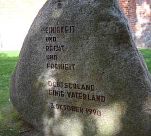 Gedenkstein 3. Okt. 1990